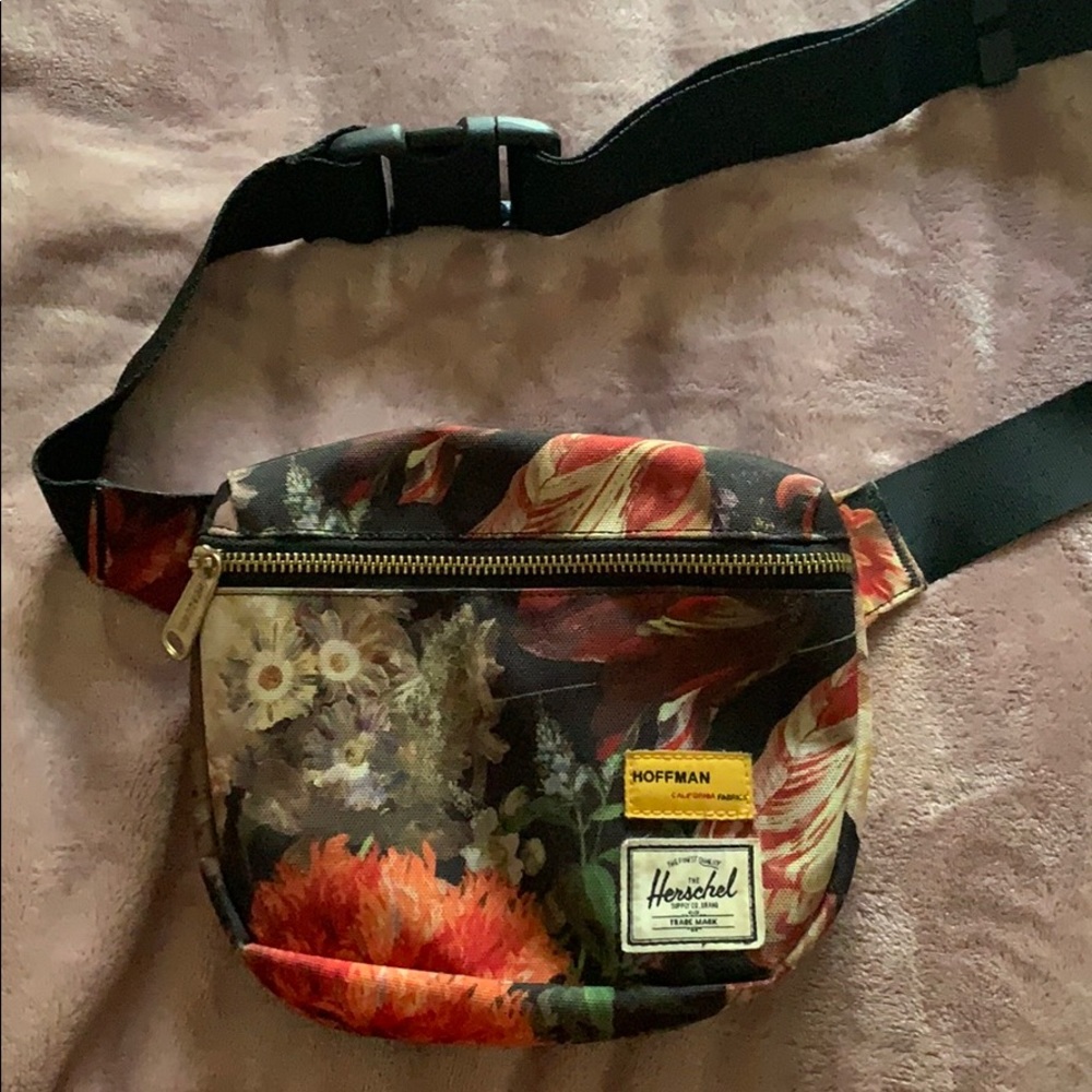 Herschel fanny pack